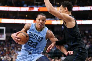 当穆迪越过 当穆迪越过