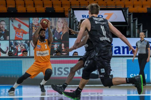 力量结合的 力量结合的