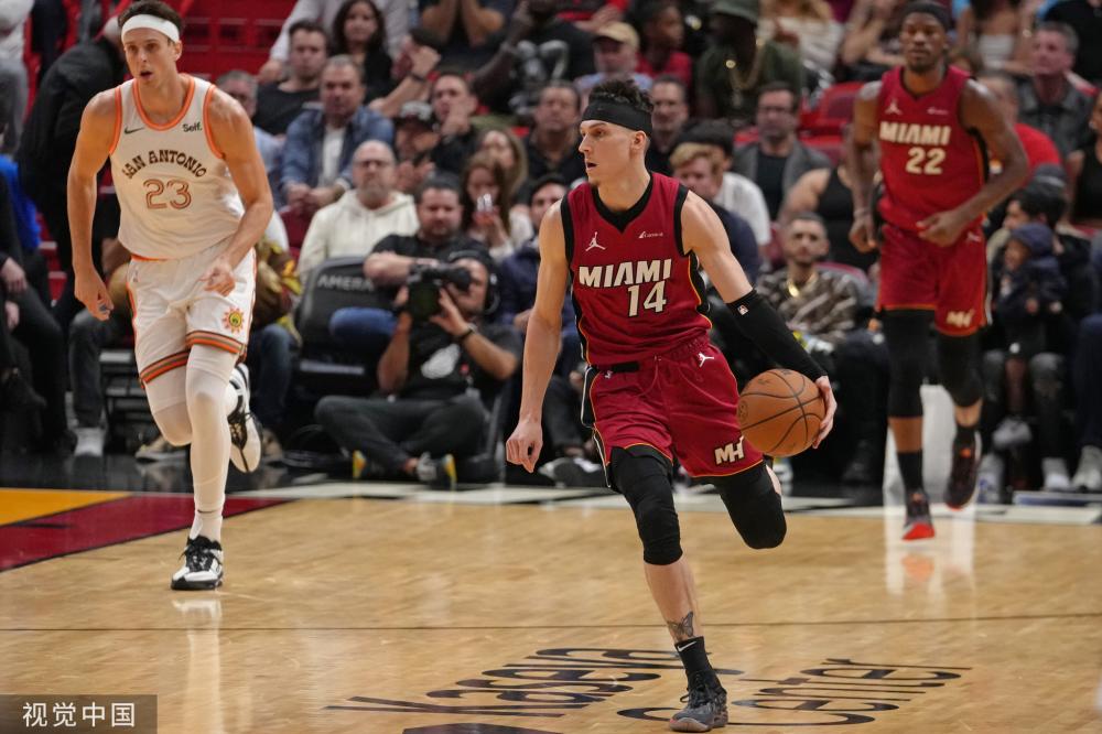 感与自信 感与自信