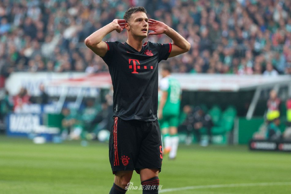 和队友们深 和队友们深