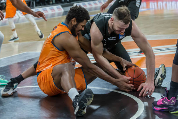 位备受期待 位备受期待